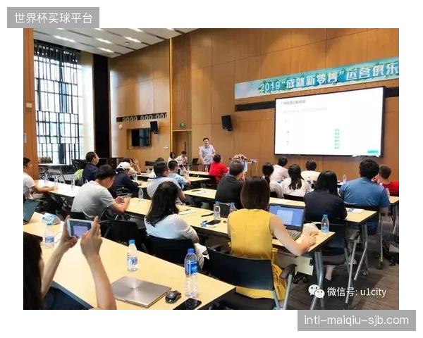 众多俱乐部各自为政，引入的会员管理系统标准不一，所谓的“数字化运营”加剧了行业数据的割裂